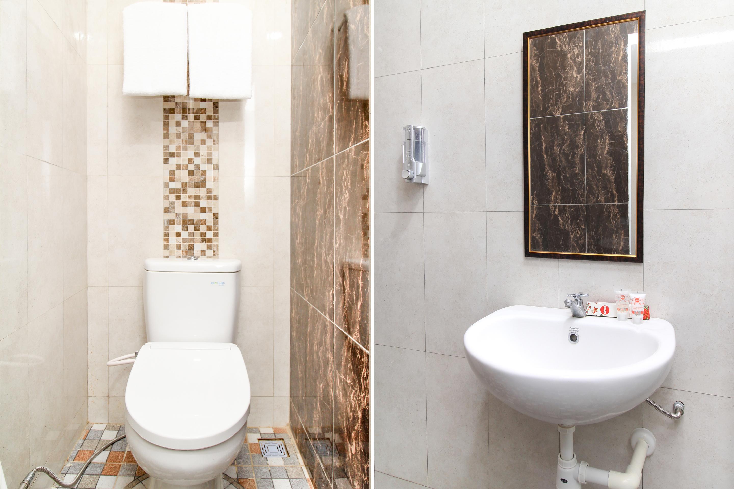 Super Oyo Capital O 217 A1 Hotel Surabaya Dış mekan fotoğraf